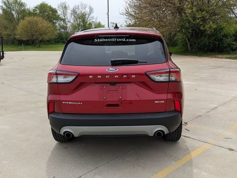 Used 2021 Ford Escape Titanium AWD/4WD image 4