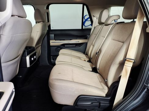 Used 2022 Ford Expedition XLT RWD image 8
