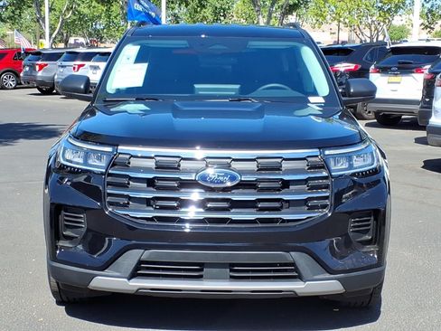 Certified 2026 Ford Explorer Active RWD image 2