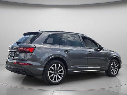 Used 2023 Audi Q7 2.0T Premium Plus w/ Premium Plus Package AWD/4WD image 7