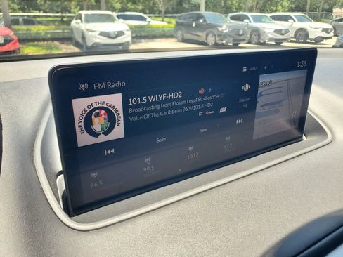 Used 2024 Acura MDX SH-AWD w/ Technology Package image 29