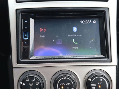 Used 2005 Nissan 350Z Touring image 14