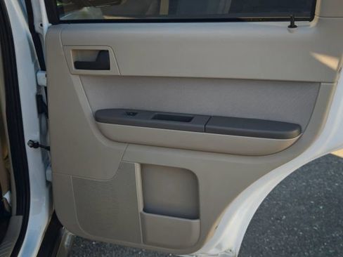 Used 2012 Ford Escape 4WD Hybrid image 40