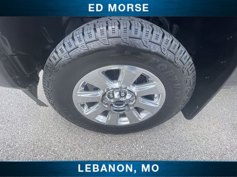 Used 2021 Ford F350 Platinum w/ FX4 Off-Road Package AWD/4WD image 32