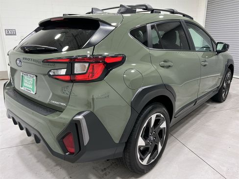 Certified 2025 Subaru Crosstrek 2.5i Limited w/ Crosstrek Mirror Package image 8