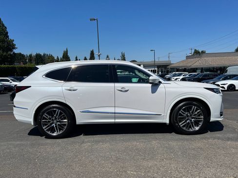 Used 2026 Acura MDX w/ Advance Package image 2
