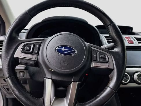 Used 2017 Subaru Crosstrek 2.0i Premium AWD/4WD image 8