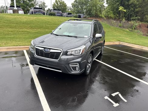 Used 2020 Subaru Forester Touring w/ Popular Package #2 AWD/4WD image 5