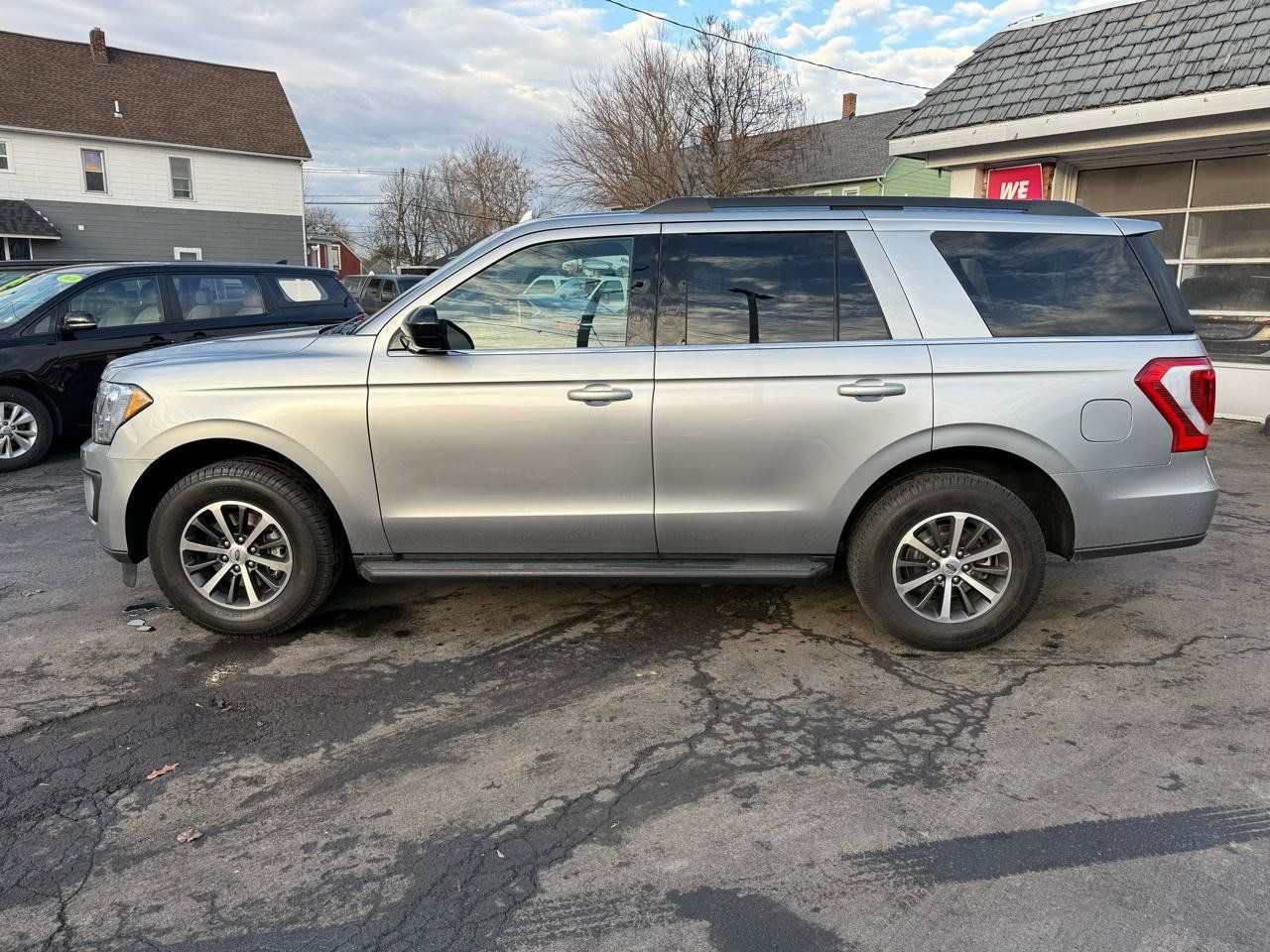 Used 2020 Ford Expedition XL AWD/4WD image 8