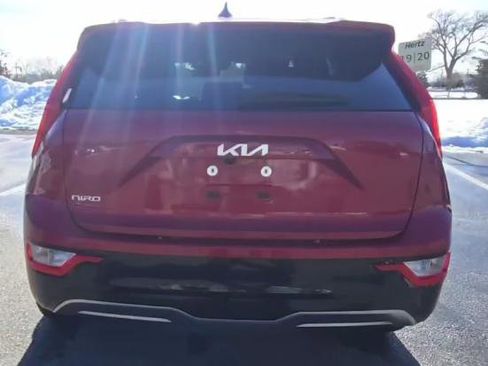 Certified 2024 Kia Niro Wind FWD image 6