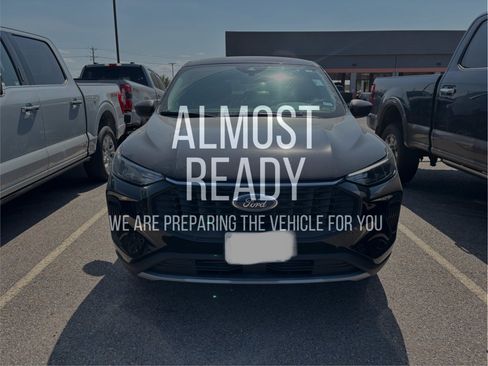Used 2024 Ford Escape Active FWD image 1