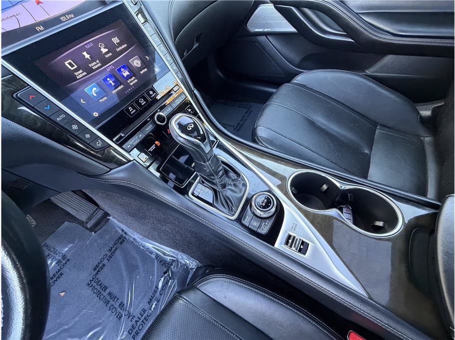 Used 2017 INFINITI Q60 3.0t w/ Premium Plus Package 3.0T RWD image 18