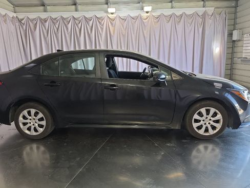 Used 2024 Toyota Corolla LE FWD image 9