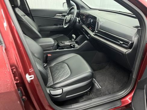 Certified 2025 Kia Sportage X-Line image 31