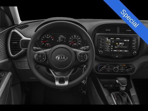 Used 2020 Kia Soul LX image 26