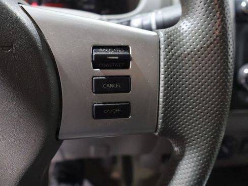 Used 2017 Nissan Frontier SV image 32