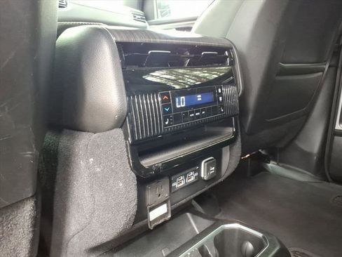 Used 2024 Jeep Wagoneer Series III image 28