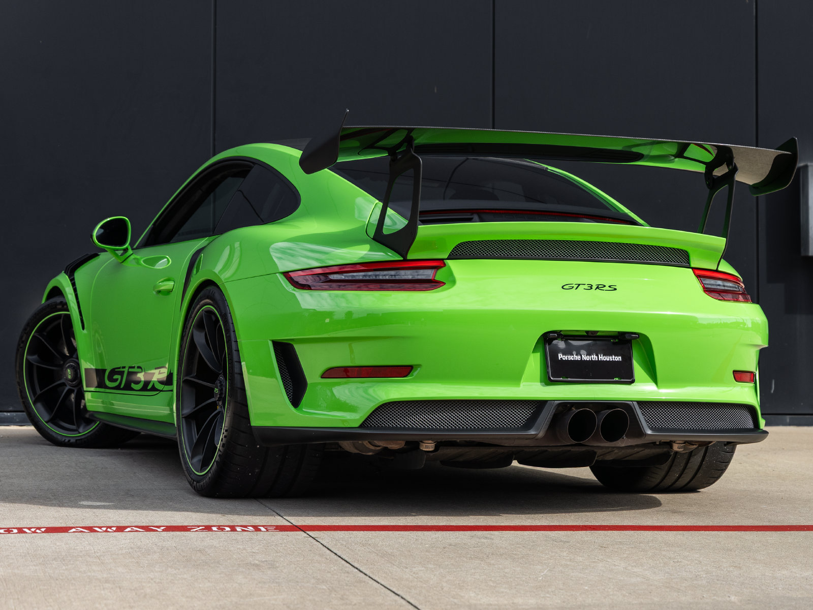 Used 2019 Porsche 911 GT3 RS RWD image 3