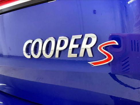 Used 2019 MINI Cooper Clubman S w/ Starlight Blue Edition FWD image 9