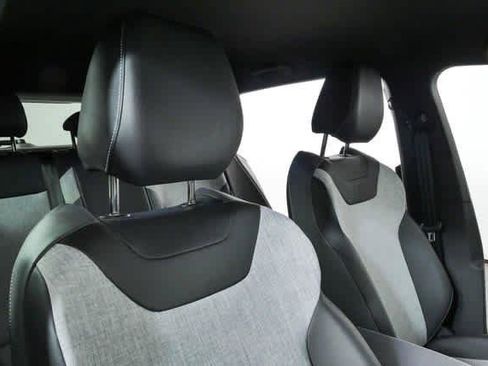 Certified 2023 Volkswagen ID.4 Pro RWD image 23