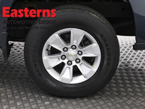 Used 2021 Chevrolet Silverado 1500 W/T w/ WT Value Package AWD/4WD image 34