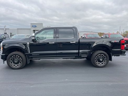 Used 2024 Ford F250 Platinum image 8