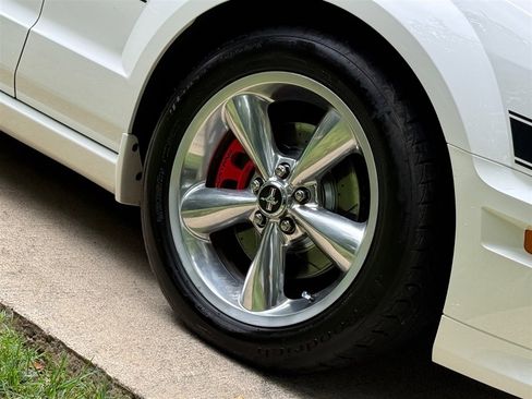 Used 2009 Ford Mustang GT image 31