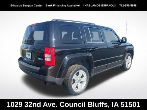 Used 2014 Jeep Patriot Latitude AWD/4WD image 7