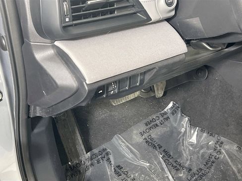 Used 2024 Subaru Legacy Premium image 10