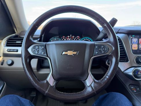 Used 2019 Chevrolet Suburban Premier image 24