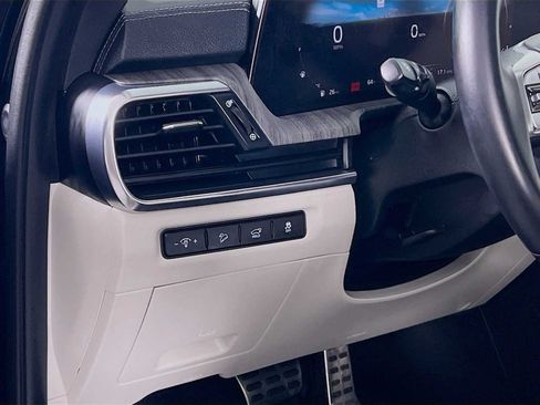 Used 2024 Kia Telluride SX FWD image 10