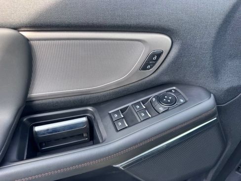 Used 2025 Ford Expedition Active RWD image 25