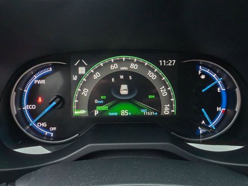 Used 2025 Toyota RAV4 LE AWD/4WD image 5