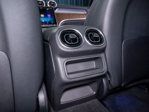 Certified 2026 Mercedes-Benz GLC 300 image 21