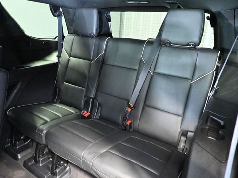 Used 2023 Cadillac Escalade Sport w/ Touring Package RWD image 19