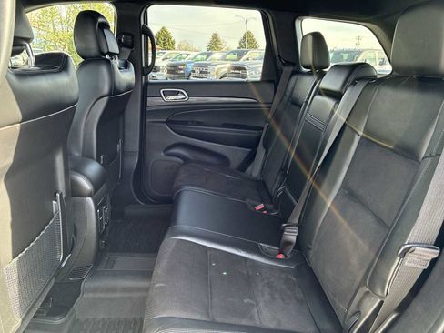 Used 2021 Jeep Grand Cherokee Laredo X image 23