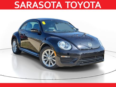 Used 2018 Volkswagen Beetle 2.0T S w/ Style & Comfort Package For S image 1
