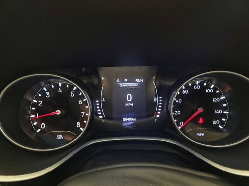 Used 2020 Jeep Compass Latitude image 23