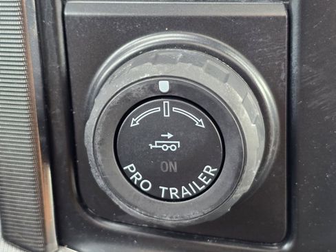 Used 2021 Ford F150 Platinum w/ Equipment Group 701A High AWD/4WD image 13