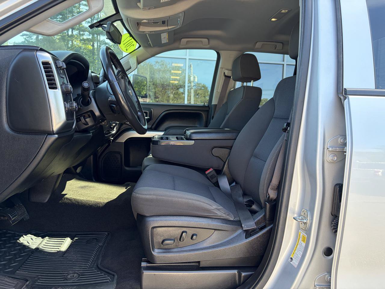 Used 2017 Chevrolet Silverado 2500 LT w/ All Star Edition AWD/4WD image 23