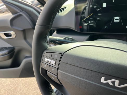 New 2025 Kia K4 EX image 19