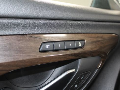Used 2020 GMC Terrain Denali w/ Denali Premium Package AWD/4WD image 42