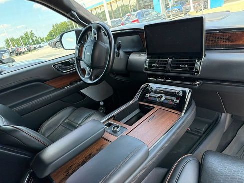 Used 2022 Lincoln Navigator Black Label AWD/4WD image 5