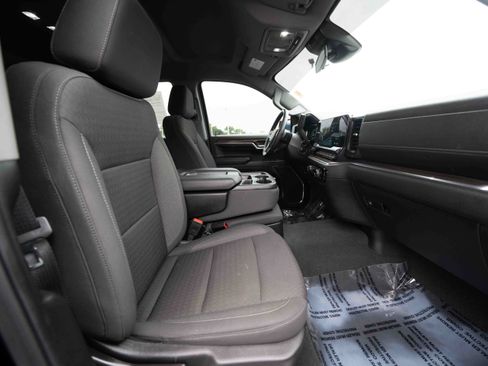 Used 2024 Chevrolet Silverado 1500 LT AWD/4WD image 26