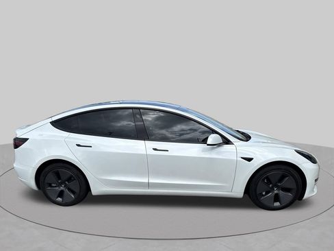 Used 2023 Tesla Model 3 Standard Range RWD image 4