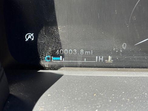 Used 2022 Lincoln Nautilus Reserve w/ Luxury Package image 26