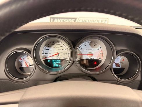 Used 2009 Dodge Challenger SRT8 w/ SRT Option Group II RWD image 27