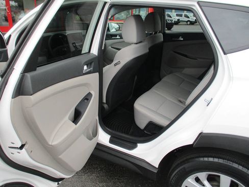 Used 2020 Hyundai Tucson Value w/ Winter Weather Package AWD/4WD image 22