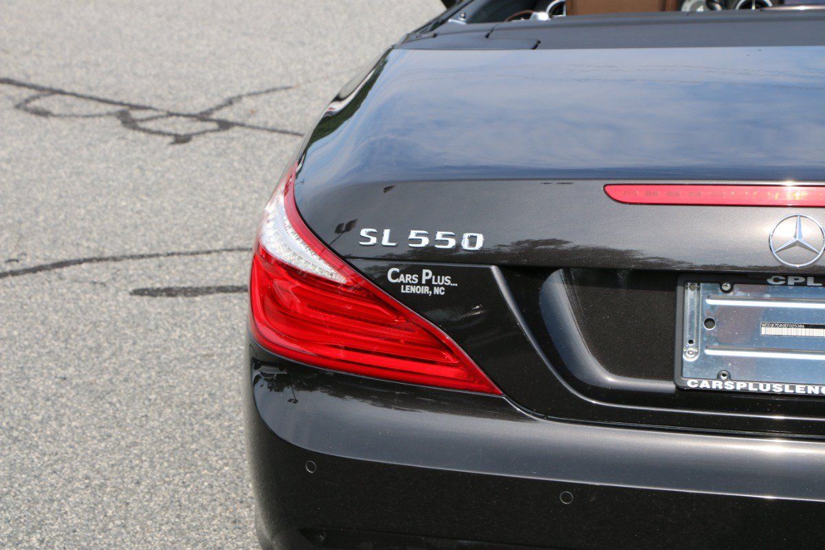 Used 2014 Mercedes-Benz SL 550 image 6