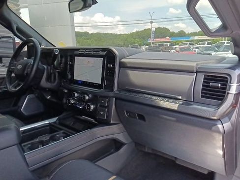 Used 2024 Ford F450 Platinum w/ FX4 Off-Road Package AWD/4WD image 36